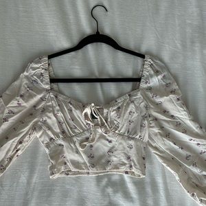 COPY - Puff Sleeve Floral Blouse